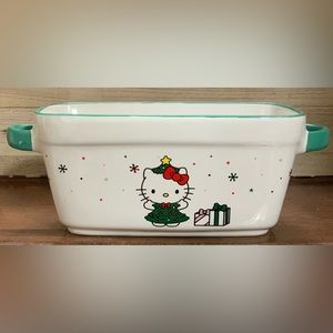 Super Cute 🥰 Hello Kitty Christmas Pan Baker with Green Handle - NEW